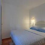 Jolie T2 Dans Arboree Avec Piscine Ciboure