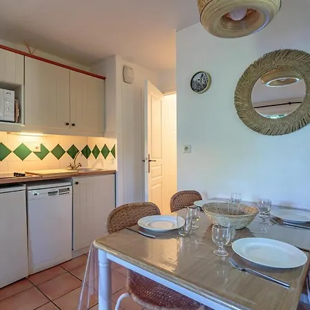 Jolie T2 Dans Arboree Avec Piscine Apartment Ciboure